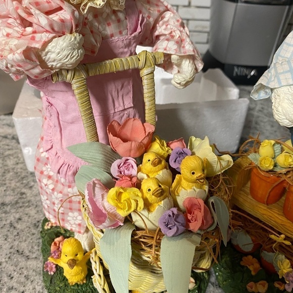 Spring Bunnies - Picture 5 of 10